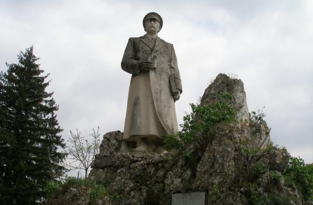 На 29 септември ген.Тотлебен поема обсадата на Плевен