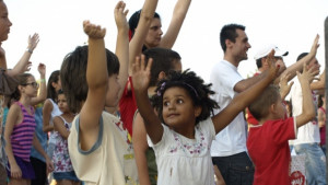 Трета годишна среща Приятели на осиновяването в Комплекса за социални