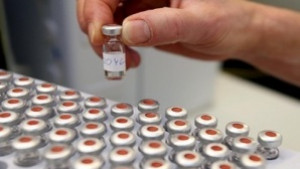 Онкоболницата изследва поевтино за рак на маточната шийка през октомври