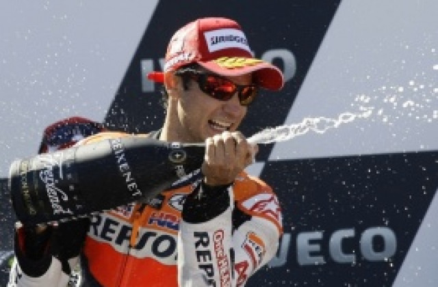 Дани Педроса притисна Лоренсо с триумф в Испания