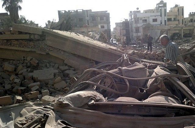 Най-малко 12 души, сред които пет деца, загинаха при бомбардировки в Сирия