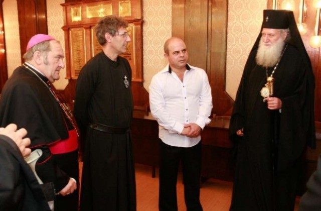Кметът събра християнските лидери в Русе