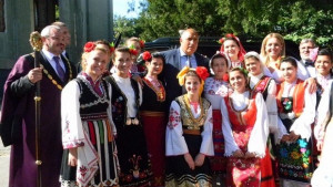 Десетки търновски студенти се снимаха с премиера при откриването на