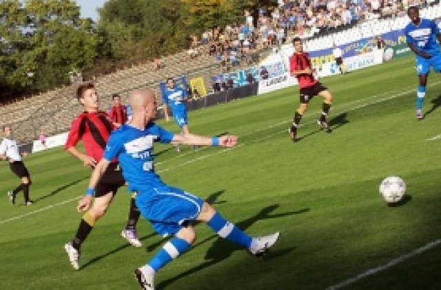 Илиан Илиев даде почивка на Йовов и Рамос