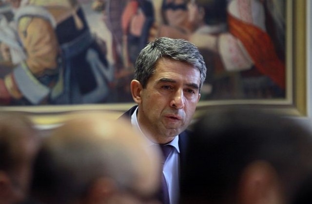 Плевнелиев се съмнява в готовността за електронен вот при допитването за Белене