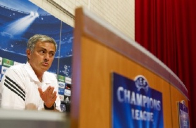 Моуриньо: Аякс е доста повече отбор, отколкото беше преди година