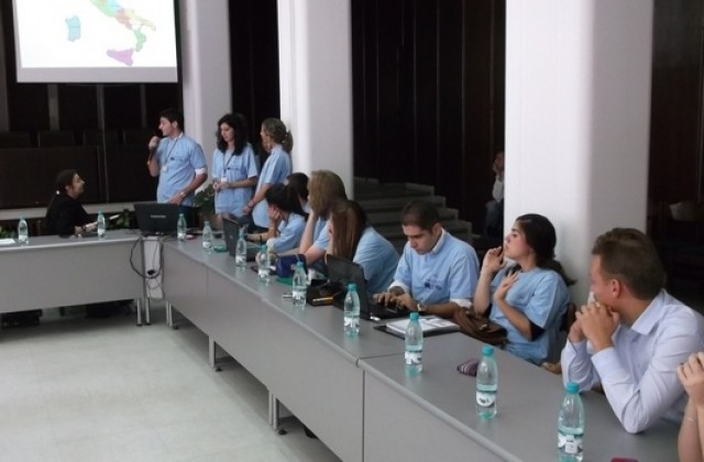 Доброволци от Европейската доброволческа служба гостуват в Сливен