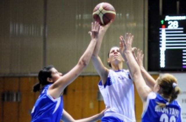 СНИМКИ: Монтана не остави шансове на Левски в Универсиада