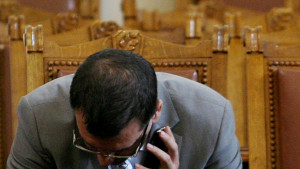 Дянков отговаря пред депутати за пенсионната политика на кабинета