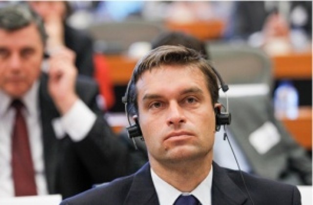 Областният управител рекламира скоростен път Рила в Брюксел