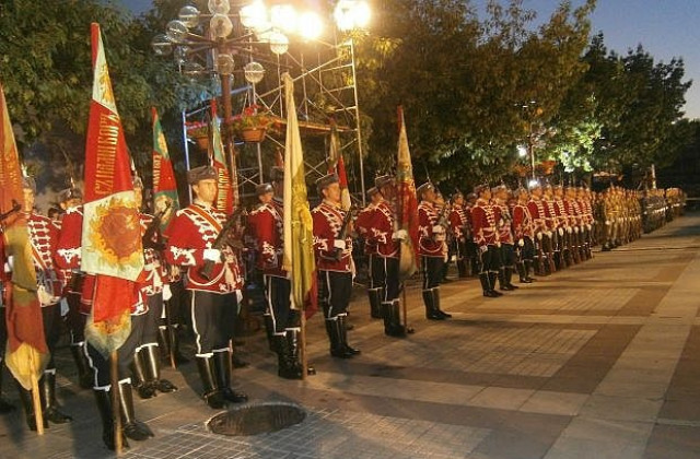 Плевнелиев зове за мир и добросъседство