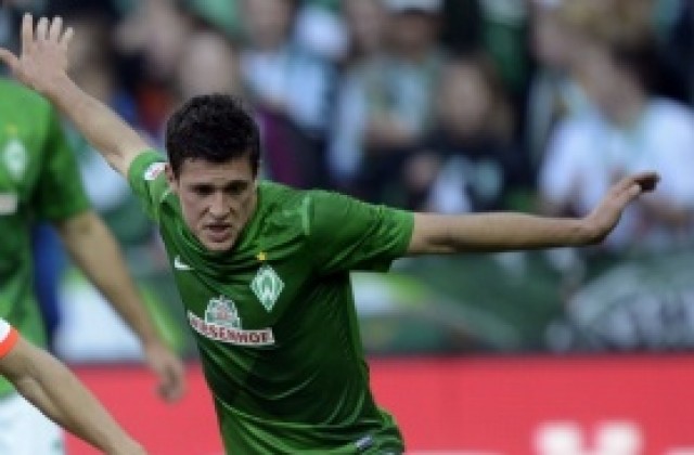 ВИДЕО: Аугсбург взе глътка въздух след победа над Вердер