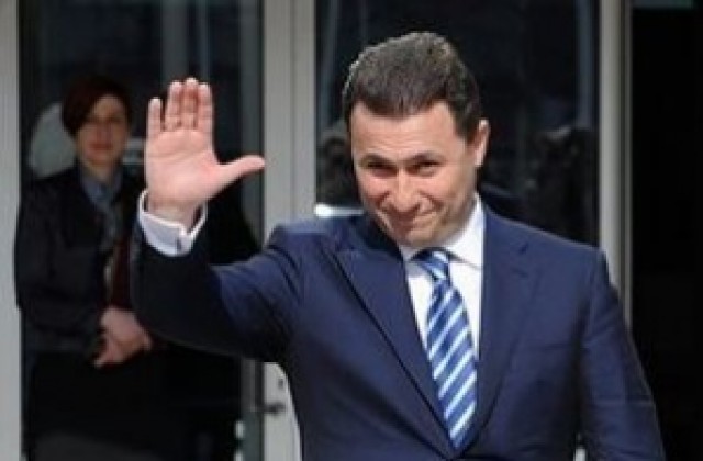 Македонското правителство оцеля при вот на недоверие