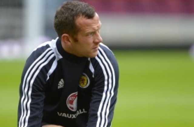 Чарли Адам се закани на Ливърпул преди утрешния мач