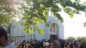 Митрополит Неофит освети нов храм