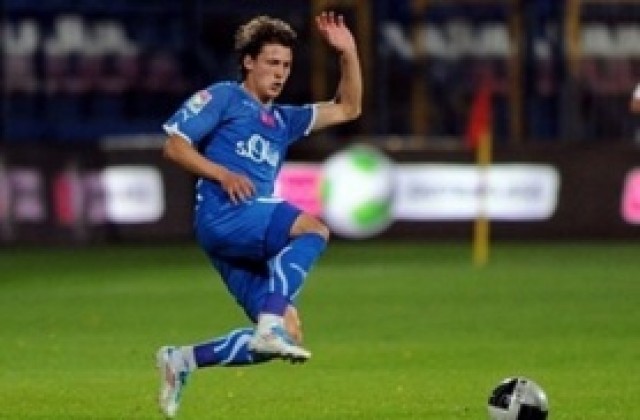 Треньорът на Тонев в Лех: Той дава много на отбора ни