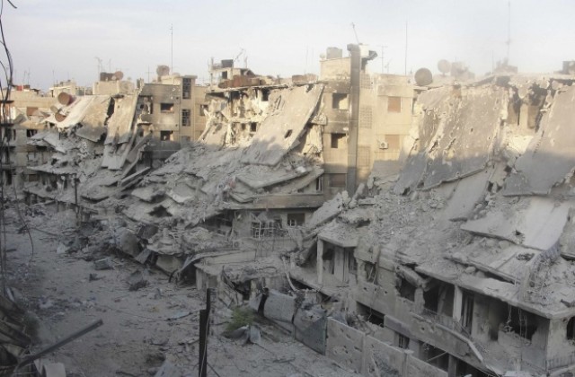 Десетки загинаха при атентат срещу комплекс на сирийските сили за сигурност в Дамаск