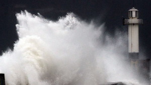 Обсъждат заплахата от наводнения по Черноморското крайбрежие