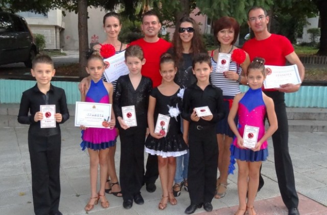 Ксани денс с награди от национален танцов фестивал