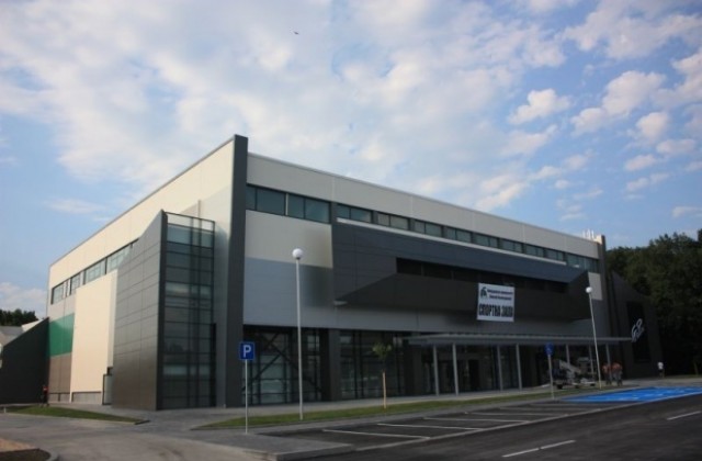 40 фирми предлагат работа за студенти на панаир в ПУ