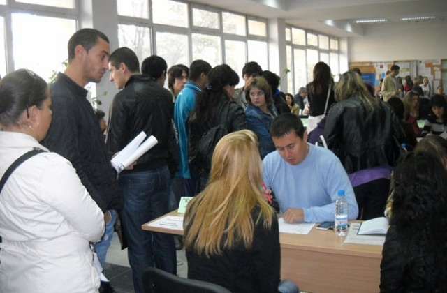 18% е младежката безработица в няколко общини в областта