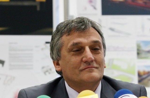 Обмислят финансови и административни облекчения за саниране на панелките