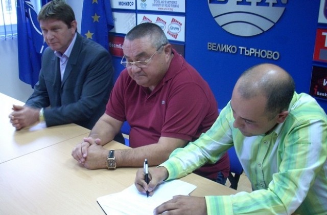 Общински съветници искат детектор на лъжата заради сделка с имот