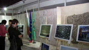 Фотоизложба на хора с психични проблеми