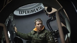 Феликс Баумгартнер скача от ръба на космоса в неделя