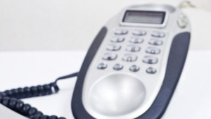 Старица даде 1000 лева на измамници