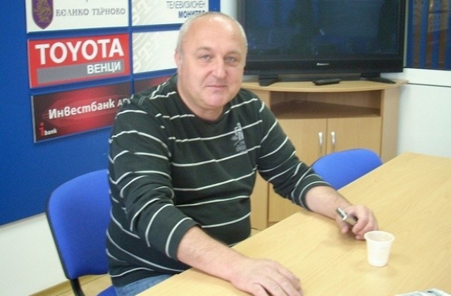 Мощни коли и награди за публиката на писта Велико Търново-2012