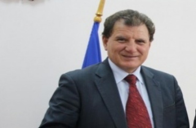 Областният управител на посещение в Индия