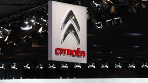 Опел и ПежоСитроен преговарят за сливане