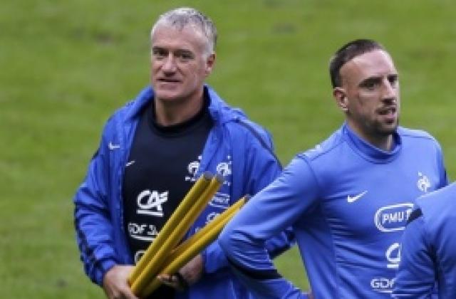 Дешан разярен от „несправедливата“ загуба на Франция