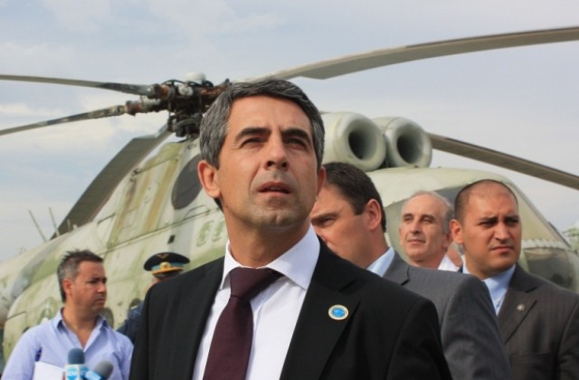 Плевнелиев иска нов музей на авиацията в центъра на Пловдив