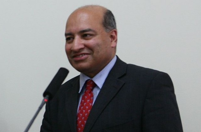 Президентът на ЕБВР критикува енергийната политика на правителството