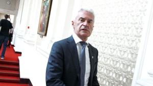 Премиерът да финансира допитването със субсидията на ГЕРБ предлага Сидеров