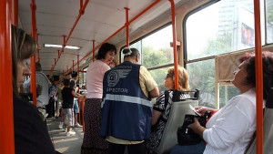 Картите за малки деца в градския транспорт в София не