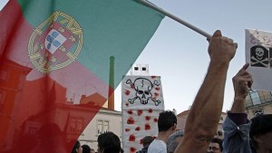 Португалия планира още поголеми икономии и високи данъци