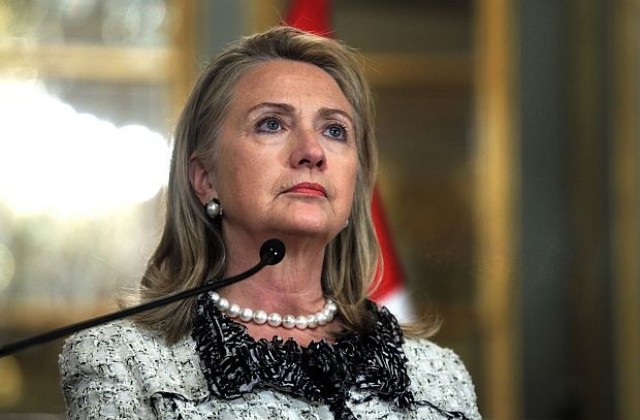 Хилари Клинтън: Аз поемам отговорността за Бенгази