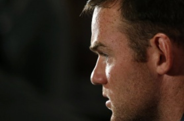 Барнзли предложи договор на брата на Уейн Рууни