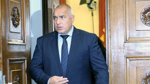 Борисов иска от БСП да редактира въпроса за референдума