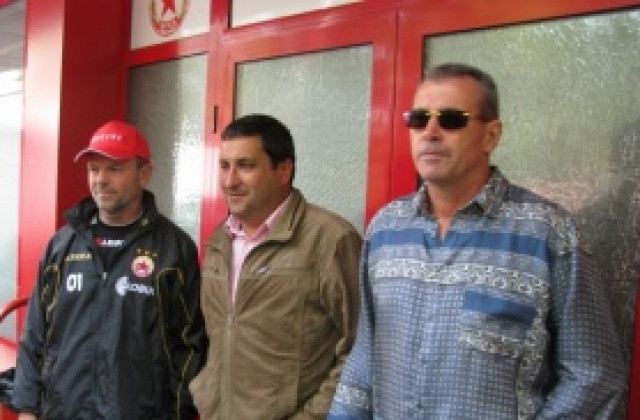 Майкъла: Вълците са всички тези, които получават пари около Титан