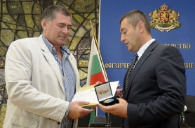 ИААФ оцени високо помощта на Свилен Нейков за Световното по полумаратон