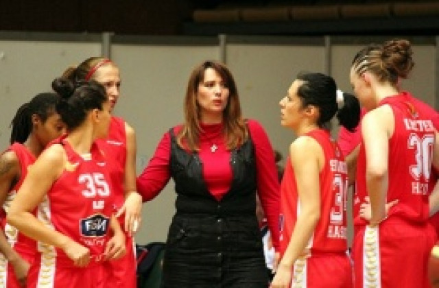 Четвърта американка преминава в Хасково 2012