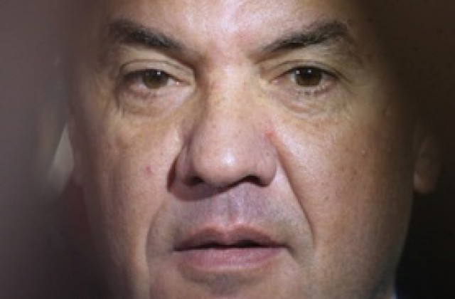 В Англия: Как с шефове като Боби Михайлов УЕФА ще се пребори с расизма?