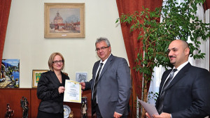 Три награди за принос в развитието на туризма идват във