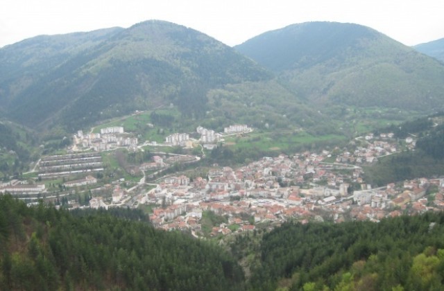 Връчват 200 юбилейни грамоти за 100 години от Балканската война и Освобождението на Родопите