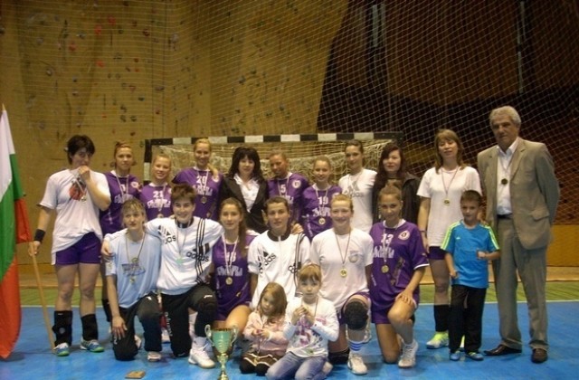 Хандбалистките приемат Ужгород за Купата на EHF