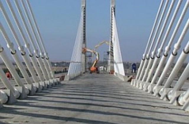 Дунав мост 2 готов в основната си част